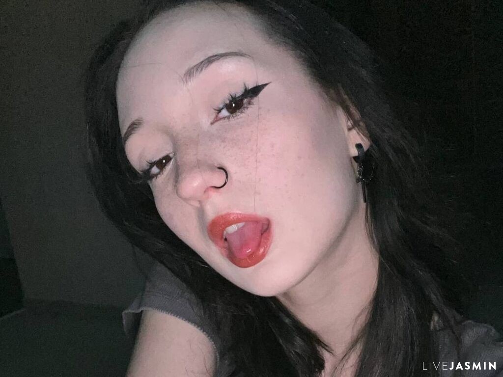 Nude sex cam model AccaBelow