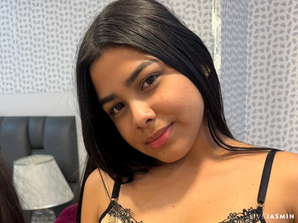 Nude sex cam model AmarantaColman