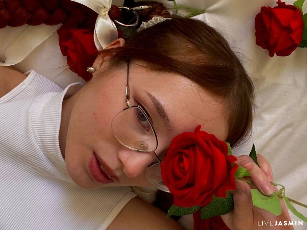 Nude sex cam model AngeleWirtanen
