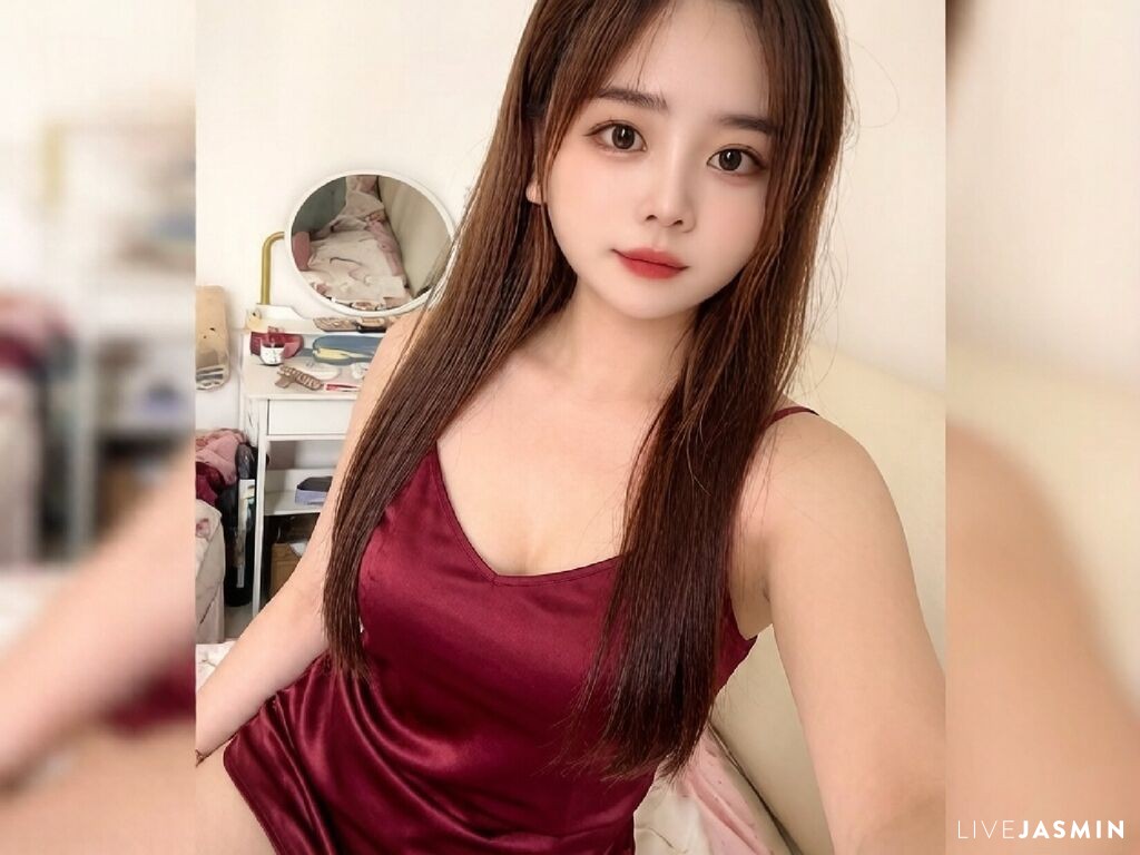 Nude sex cam model AriaAudrey