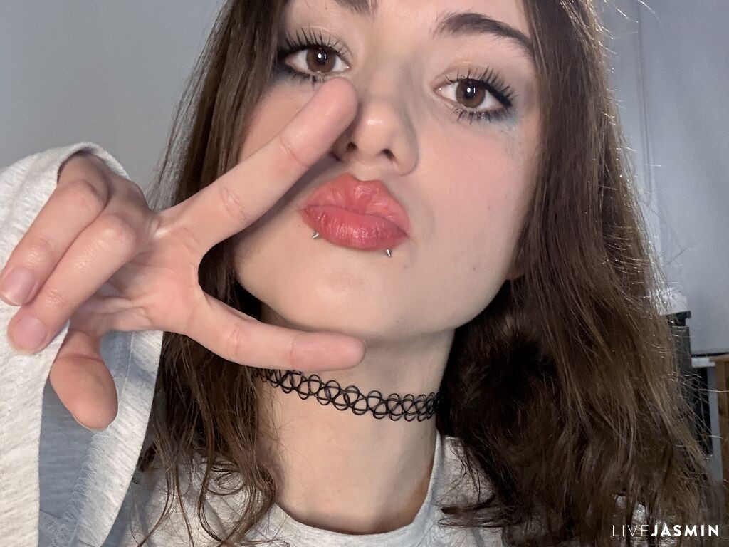 Nude sex cam model AriaLush