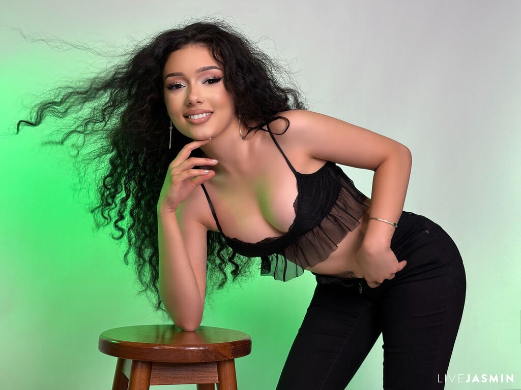 Nude webcam model AriaVelis - Private XXX Chat