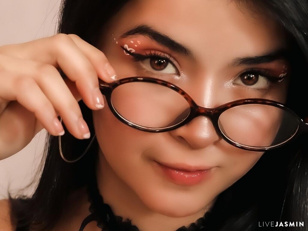 Nude sex cam model AteneaVelle