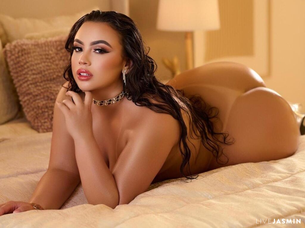 Nude sex cam model CarolineBleir