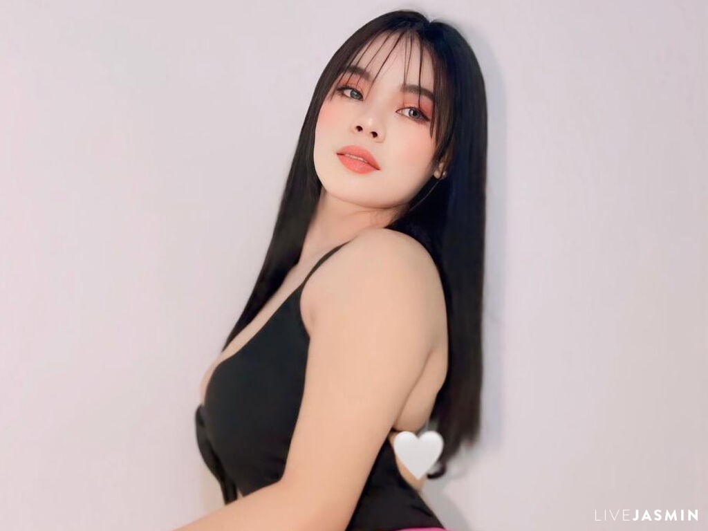 Nude sex cam model ChealseaMarie