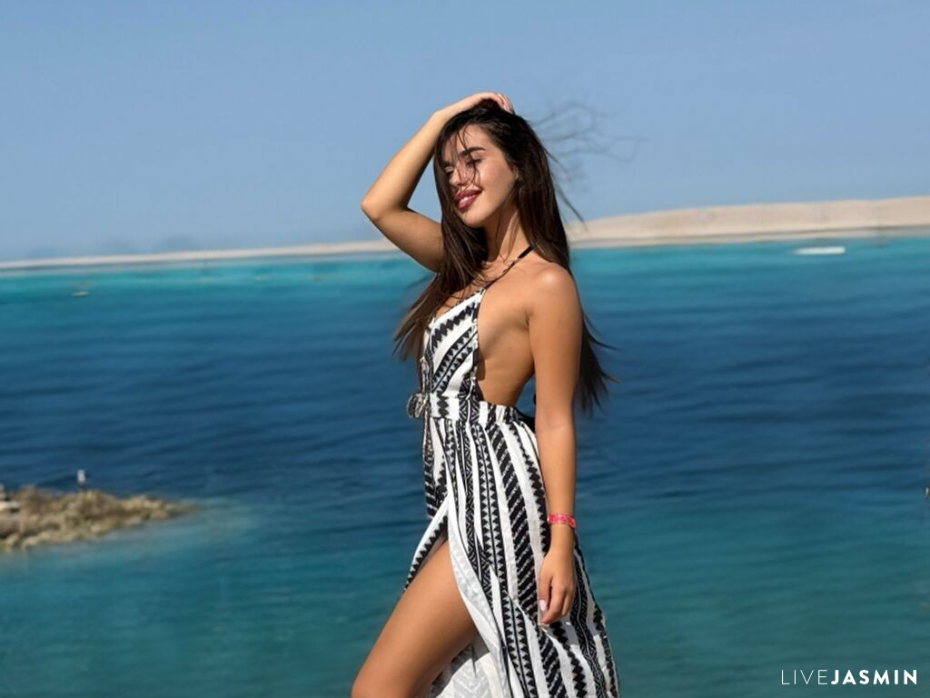 Nude sex cam model ClaireJenner