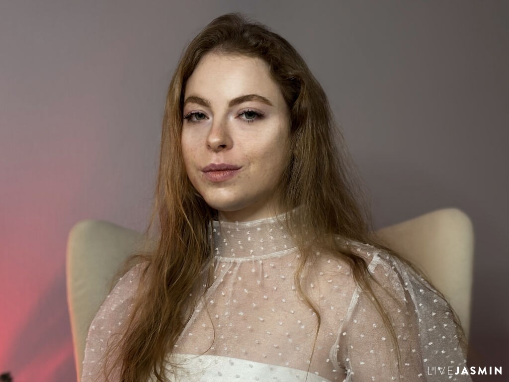 Nude sex cam model ConstanceLee