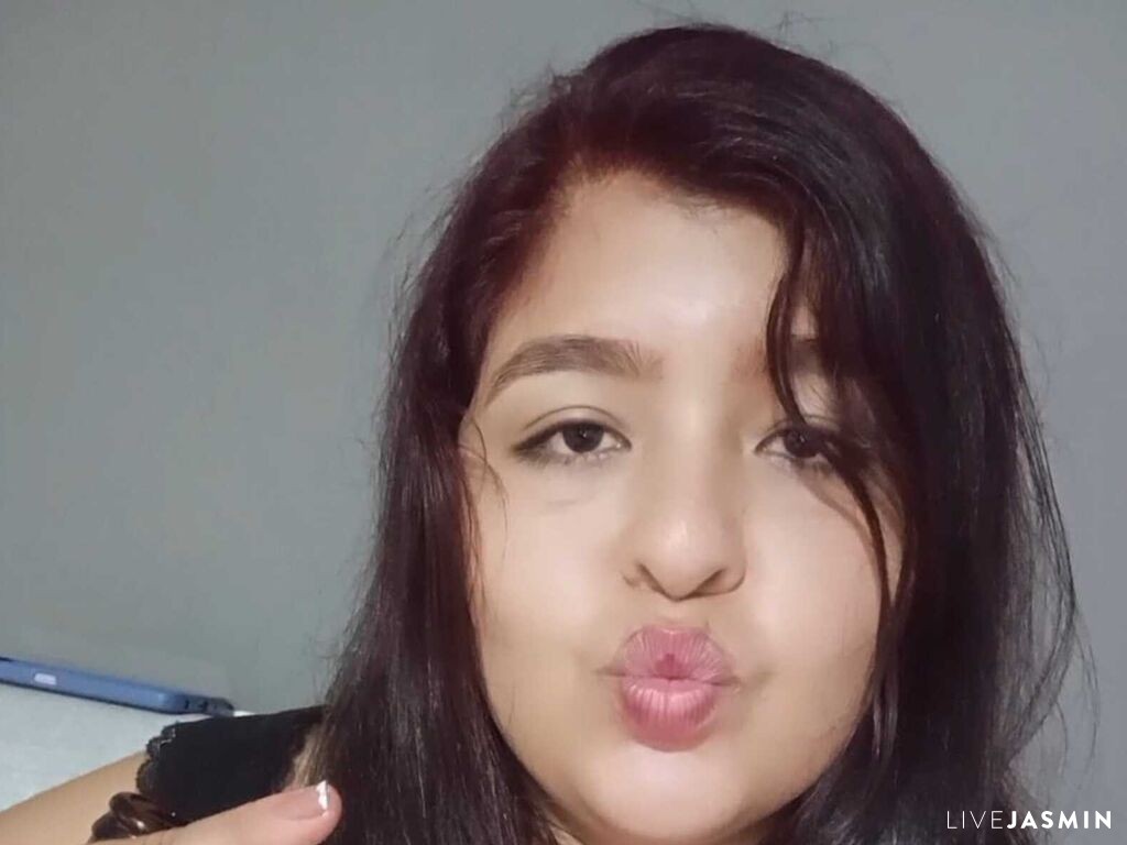 Nude sex cam model DahliaLee