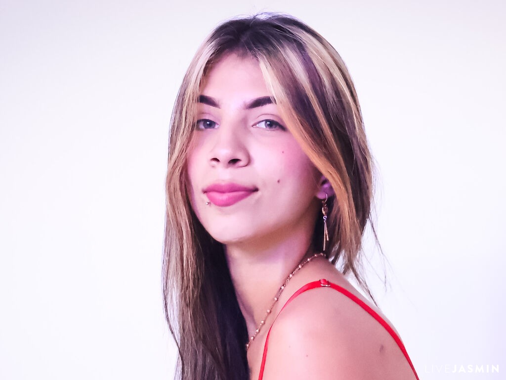 Nude sex cam model DulceeEsmeralda