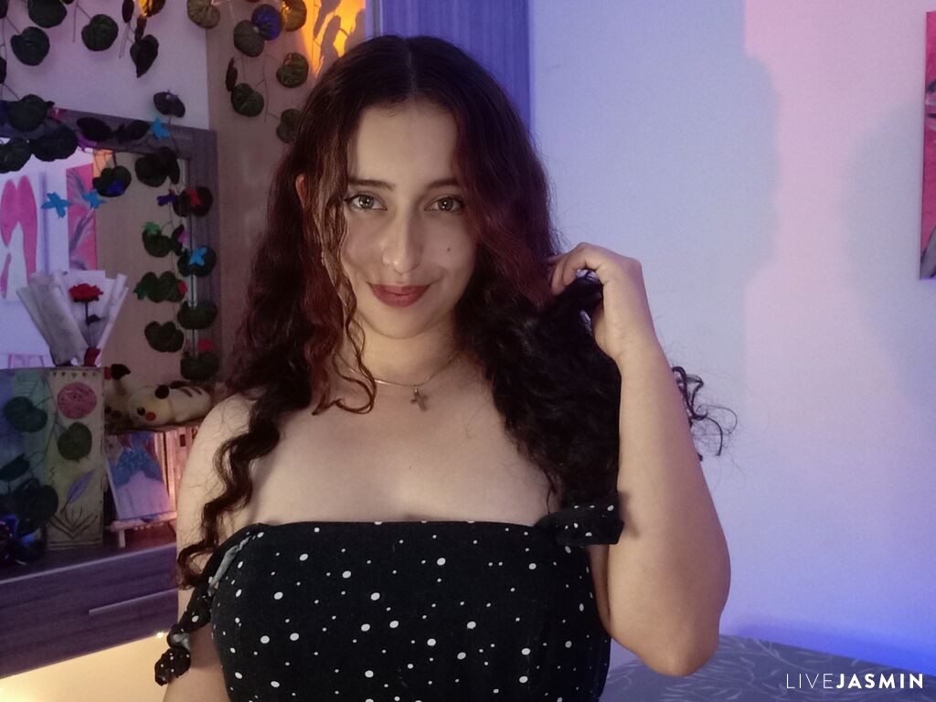 Live sex cam girl EmilyMarian - Nude XXX Chat