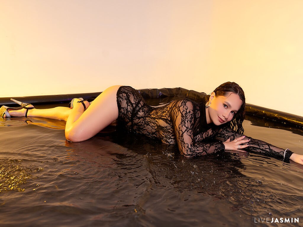 Nude sex cam model EmmaRicco