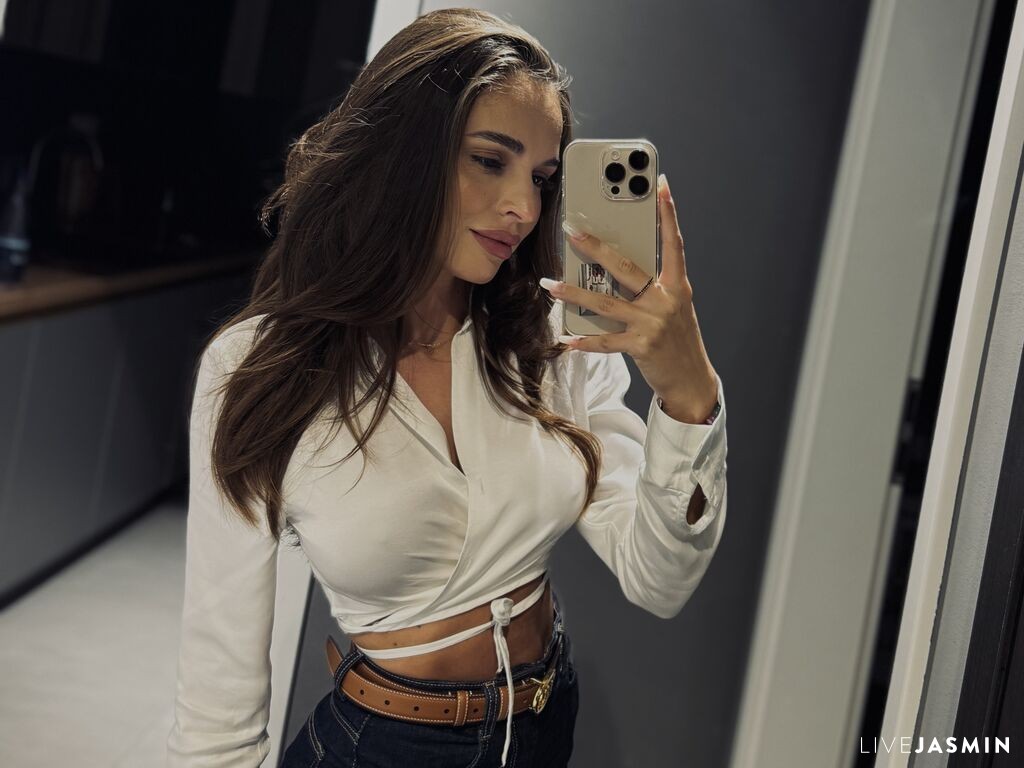 Nude sex cam model EsmeAinsley