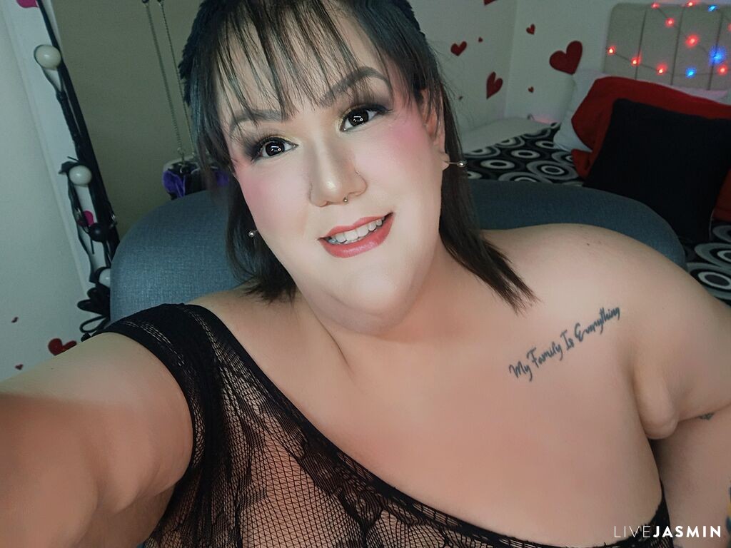 Nude sex cam model GiaMorryss