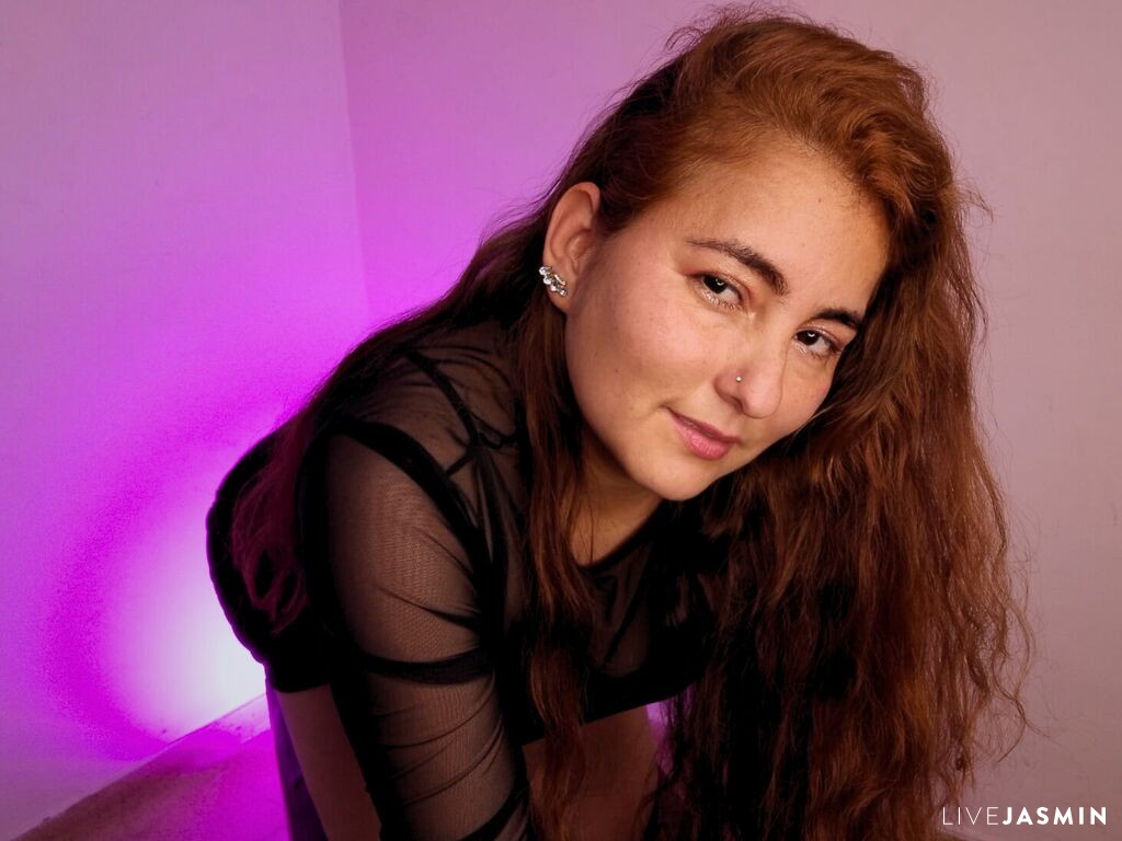 Nude 37 Year Old sex cam model GiarellaCampbell - XXX Video