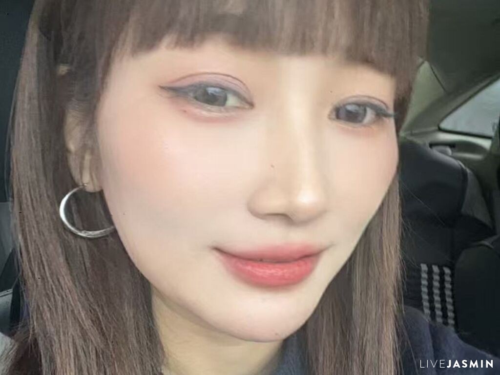 Nude sex cam model HUYINGHU