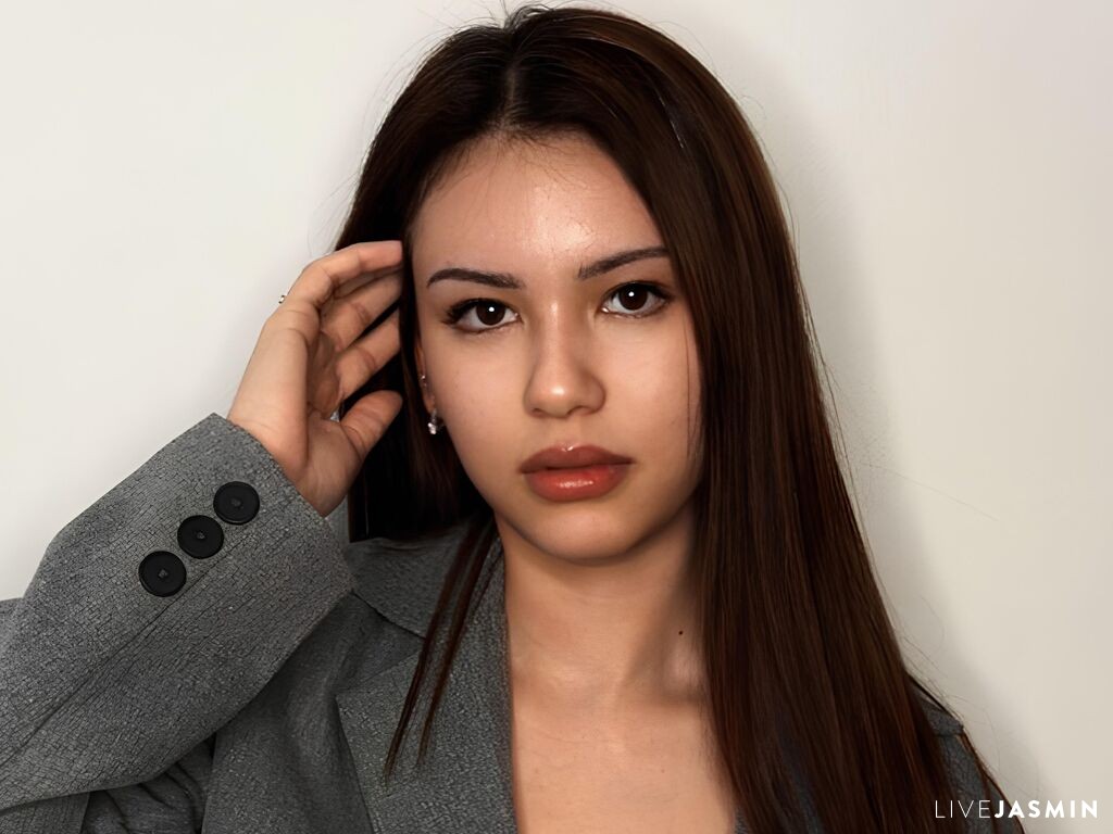 Nude sex cam model HermaCovel