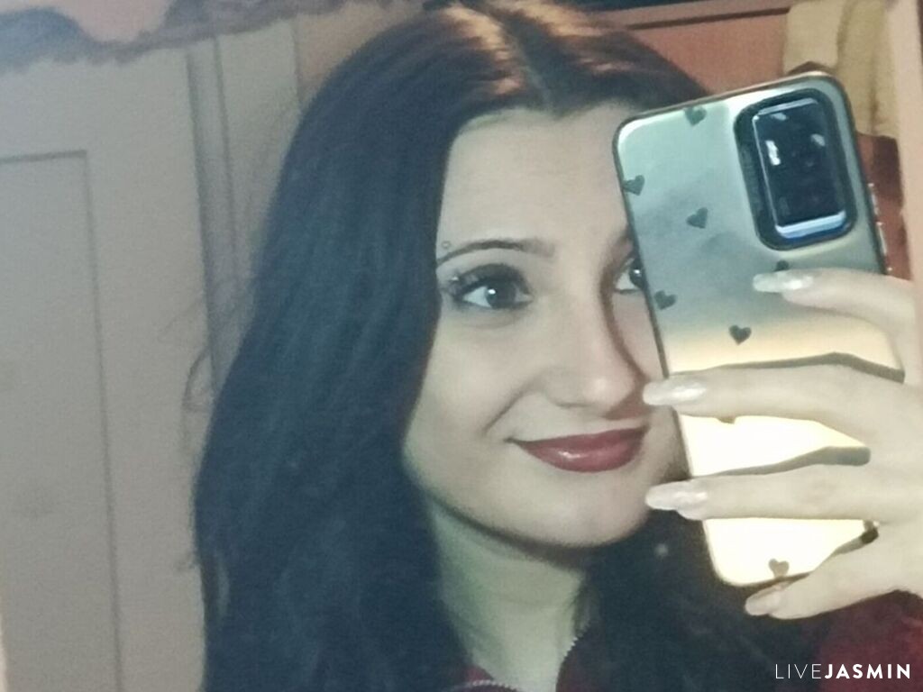 Nude webcam model JacquiVetri - Private XXX Chat