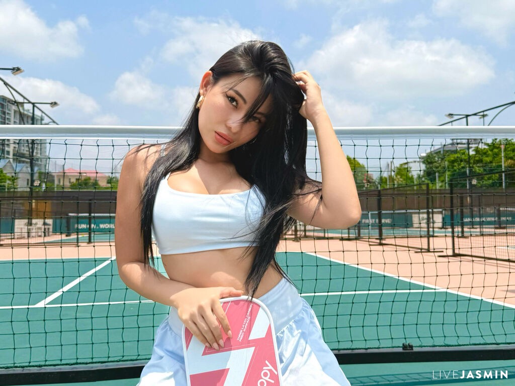 Nude webcam model JiJi - Private XXX Chat