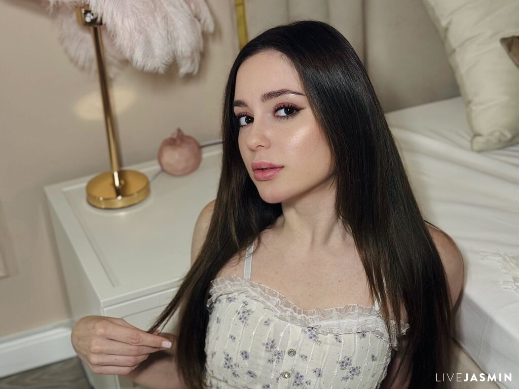 Nude sex cam model JulliRoss