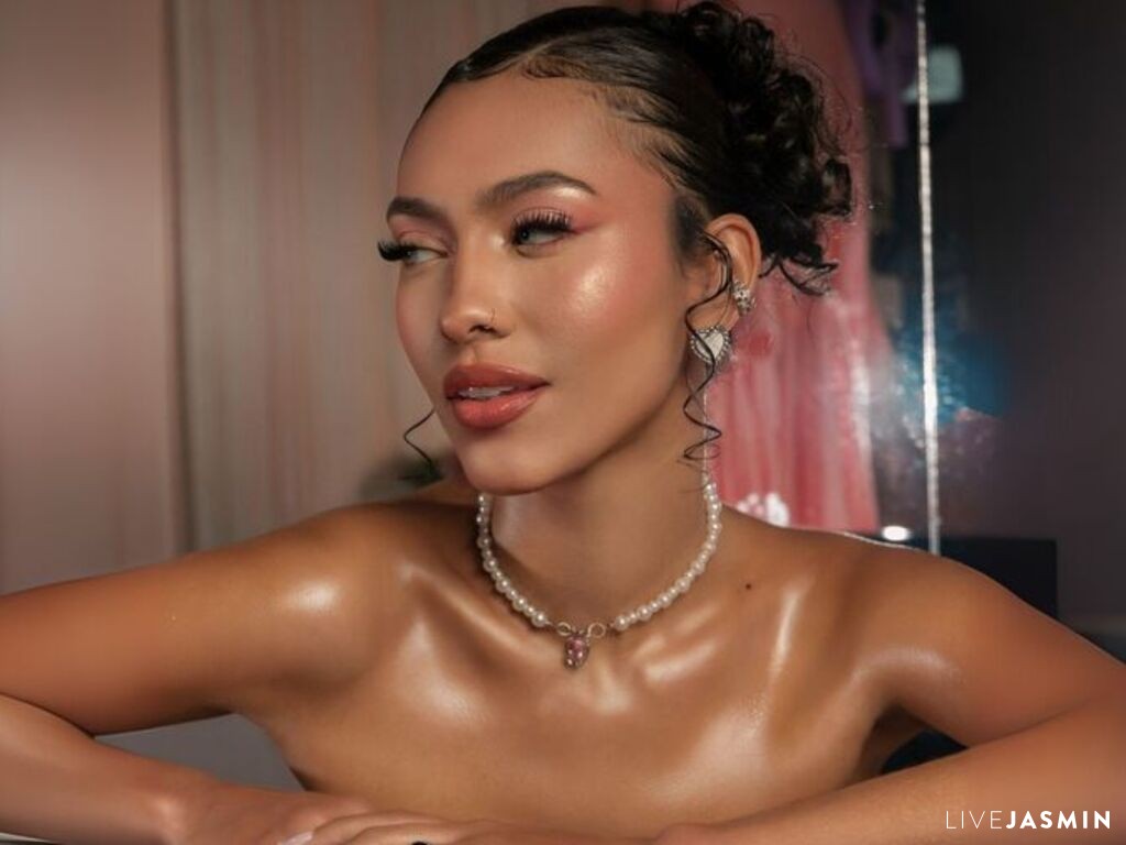 Nude sex cam model KaliWalker