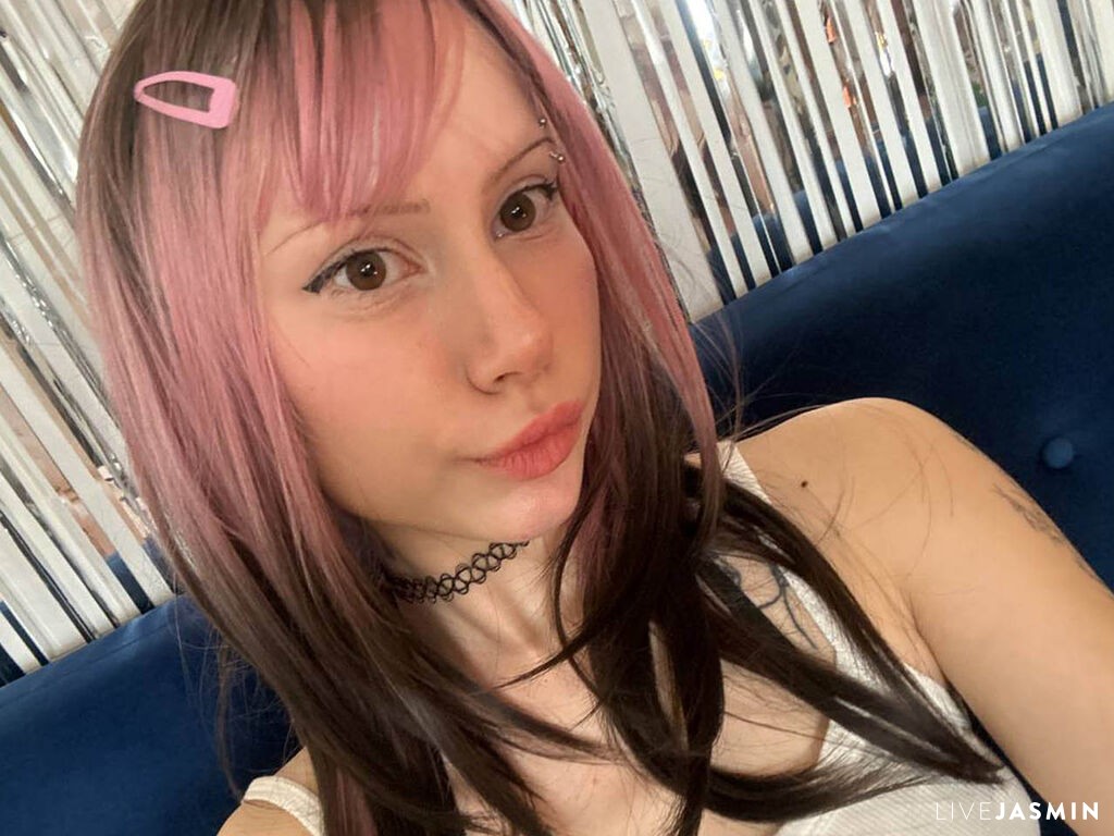Nude sex cam model KayaSnowy