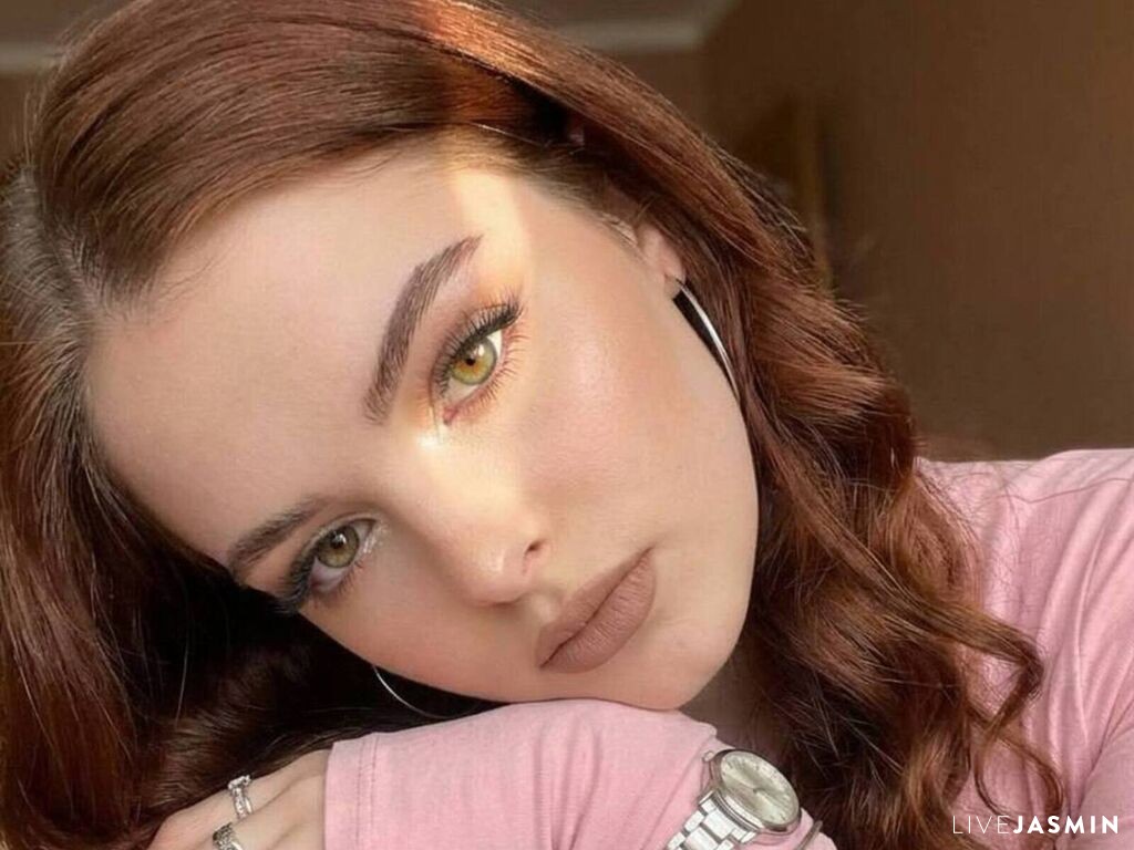 Nude sex cam model LeoKluge
