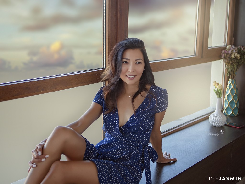 Nude webcam model LiahLee - Private XXX Chat