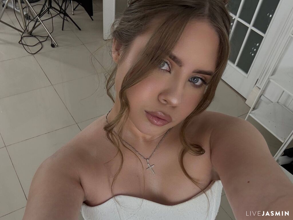Nude webcam model LilianVanarsdale - Private XXX Chat