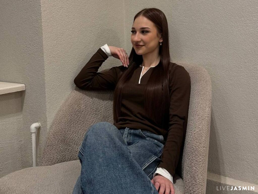 Nude sex cam model LouettaElledge