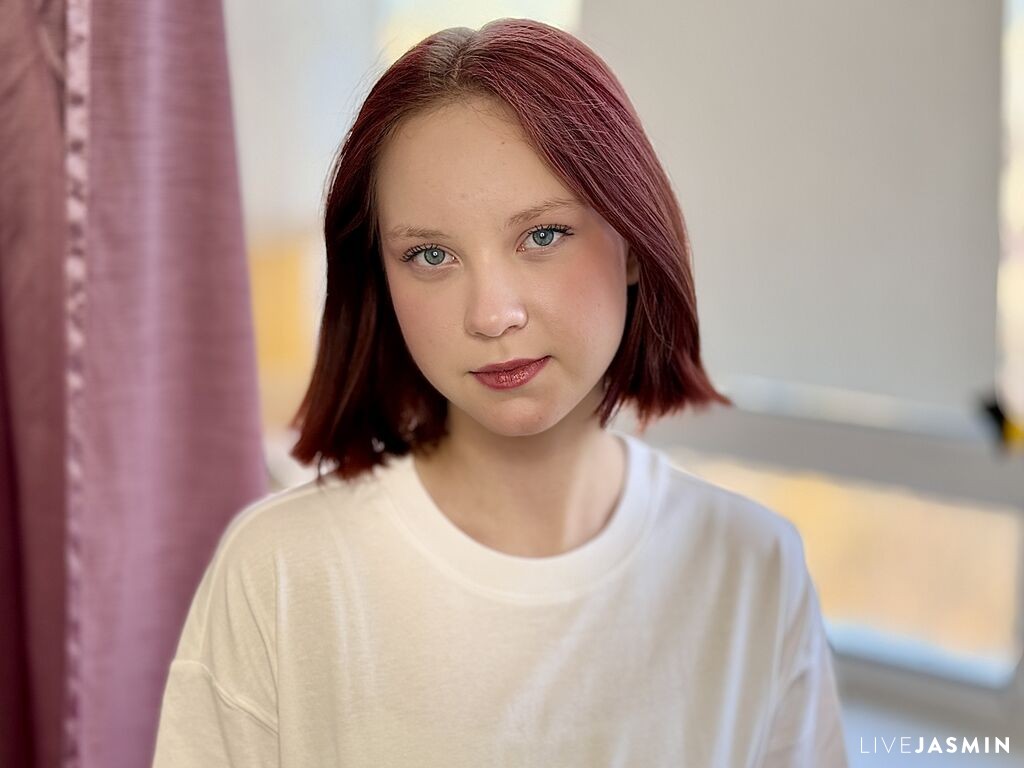 Nude sex cam model MaisieMundhenk