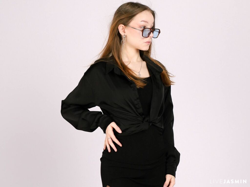 Nude sex cam model MallieLubben