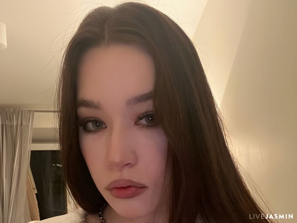 Nude sex cam model MarinaNice