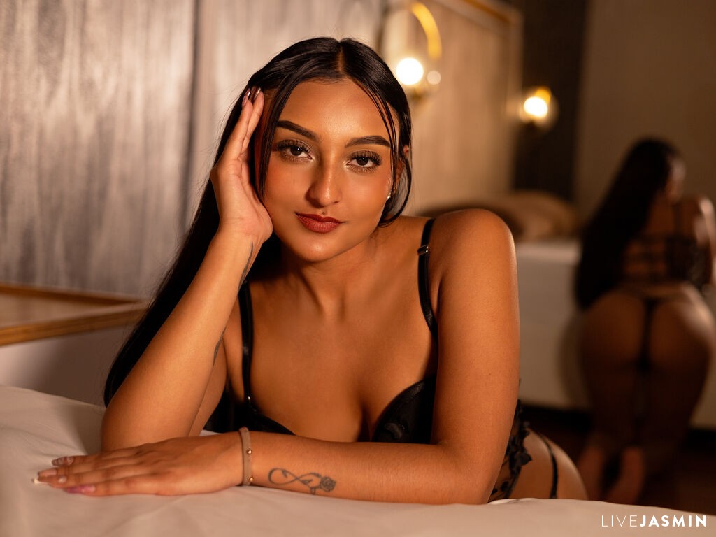 Nude sex cam model MelodyBetancourt