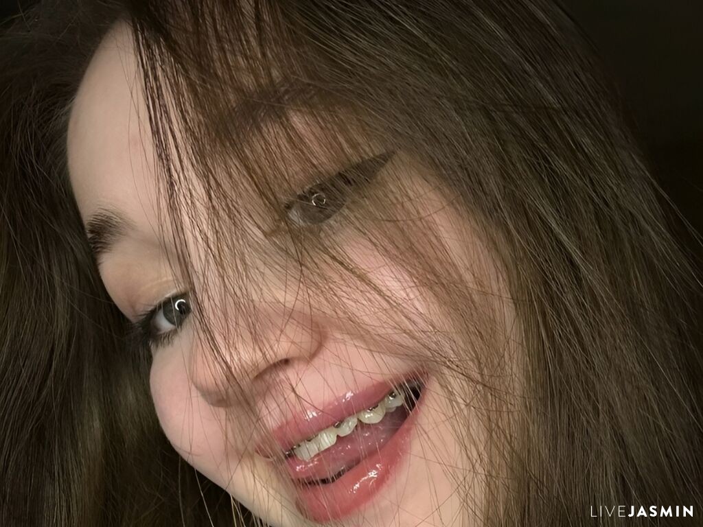 Nude sex cam model OctaviaDeep