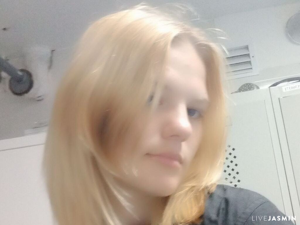 Nude webcam model OliviaRambousek - Private XXX Chat