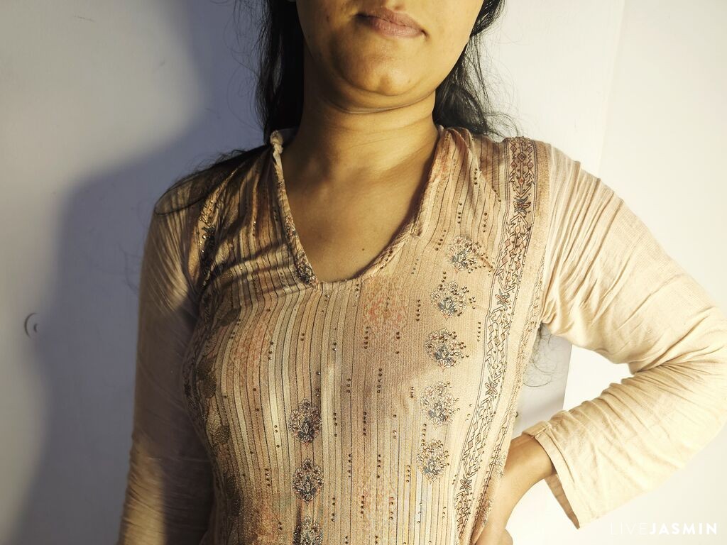 Nude sex cam model RubbynaKhan