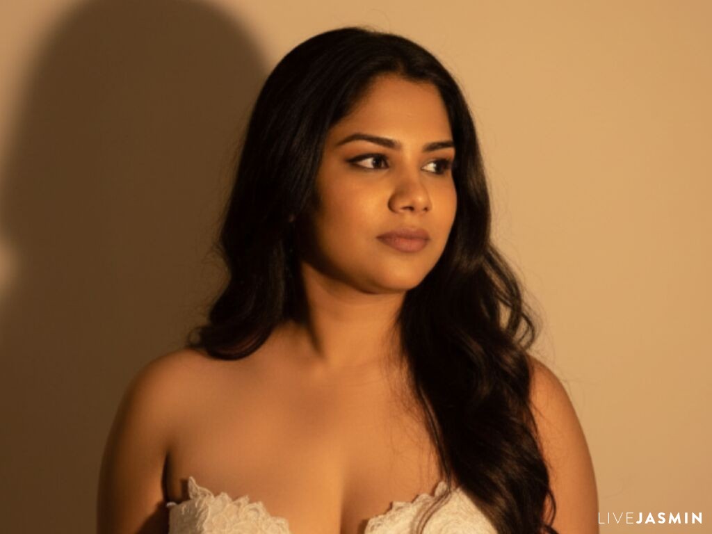 Nude sex cam model SarahClaus