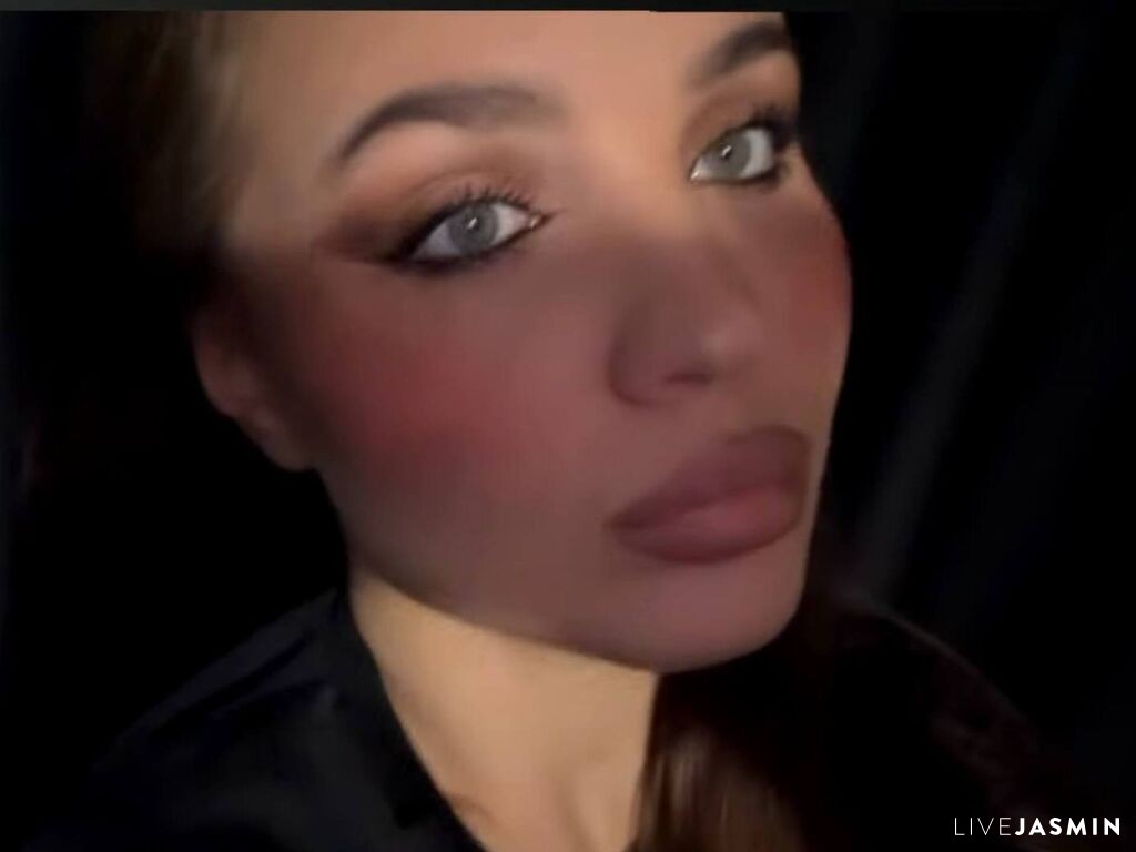 Nude sex cam model SeemaRedhouse