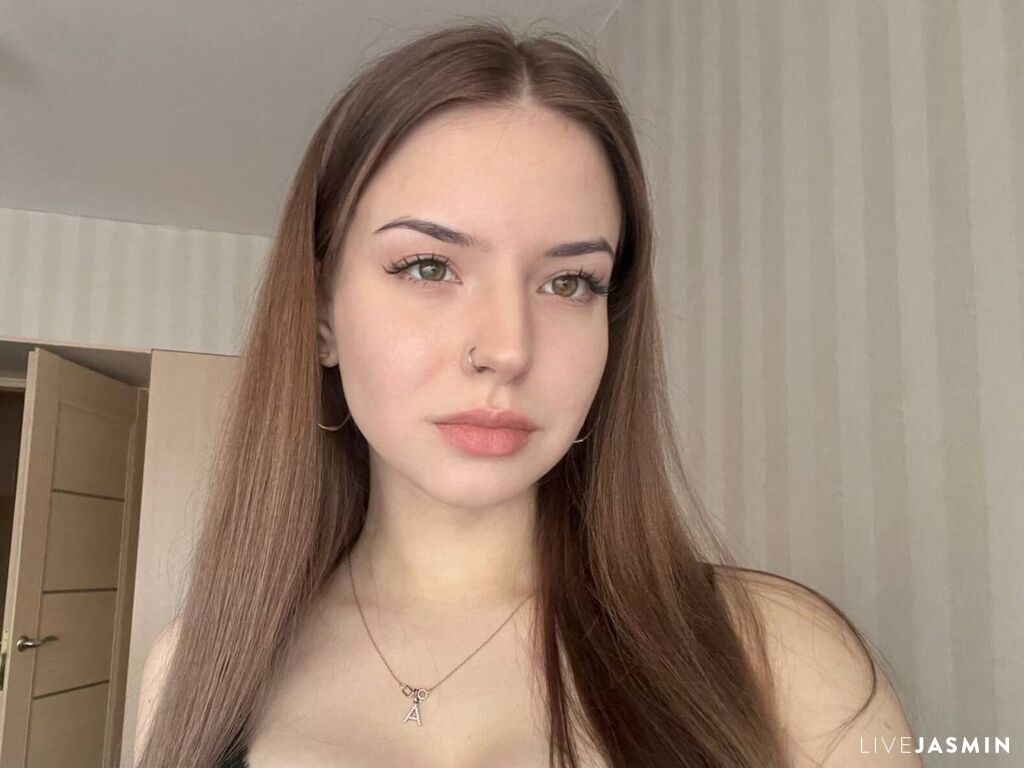 Nude webcam model SenaidaRowson - Private XXX Chat