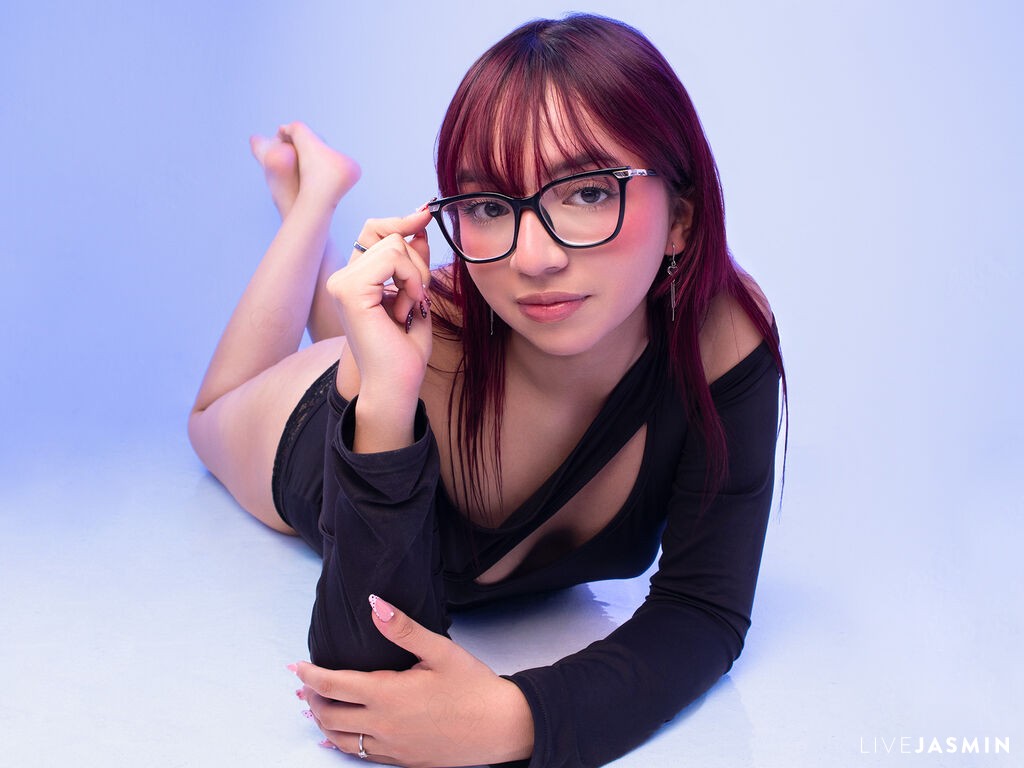 Nude webcam model SharonBelmonth - Private XXX Chat