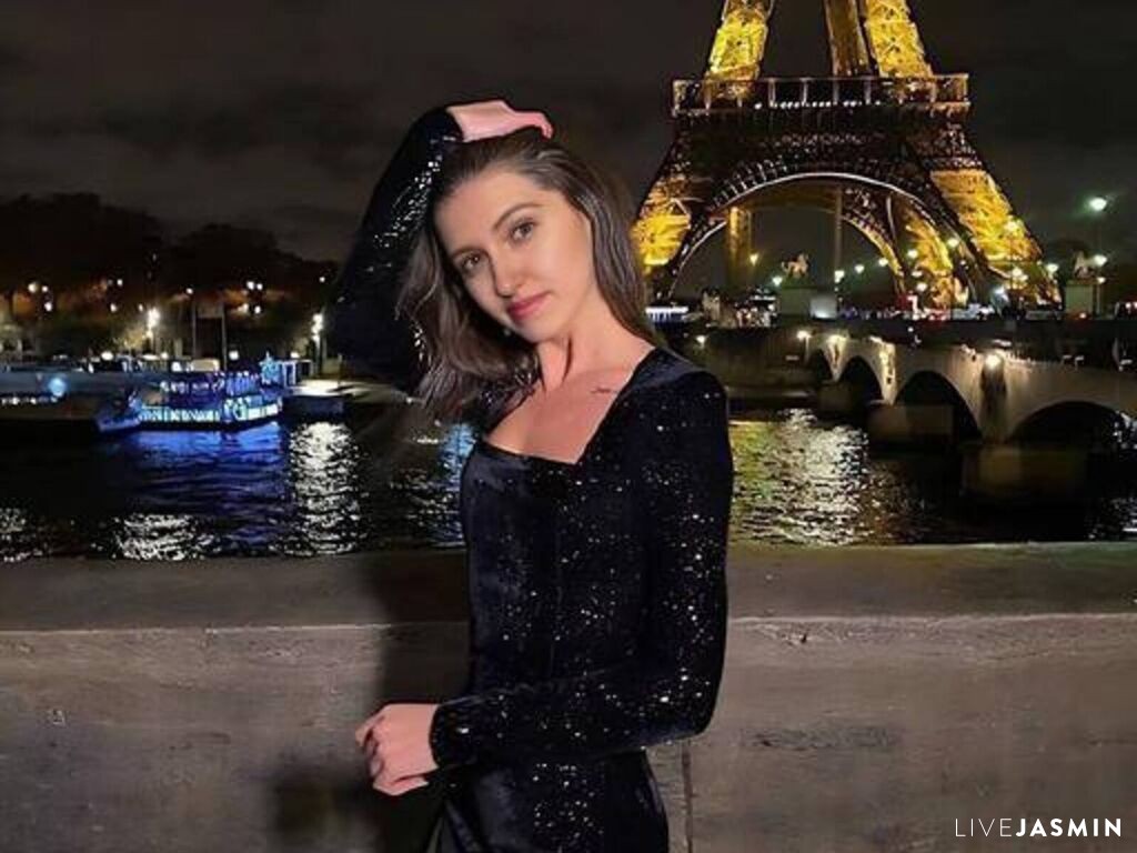 Nude sex cam model SoledadTrujillo