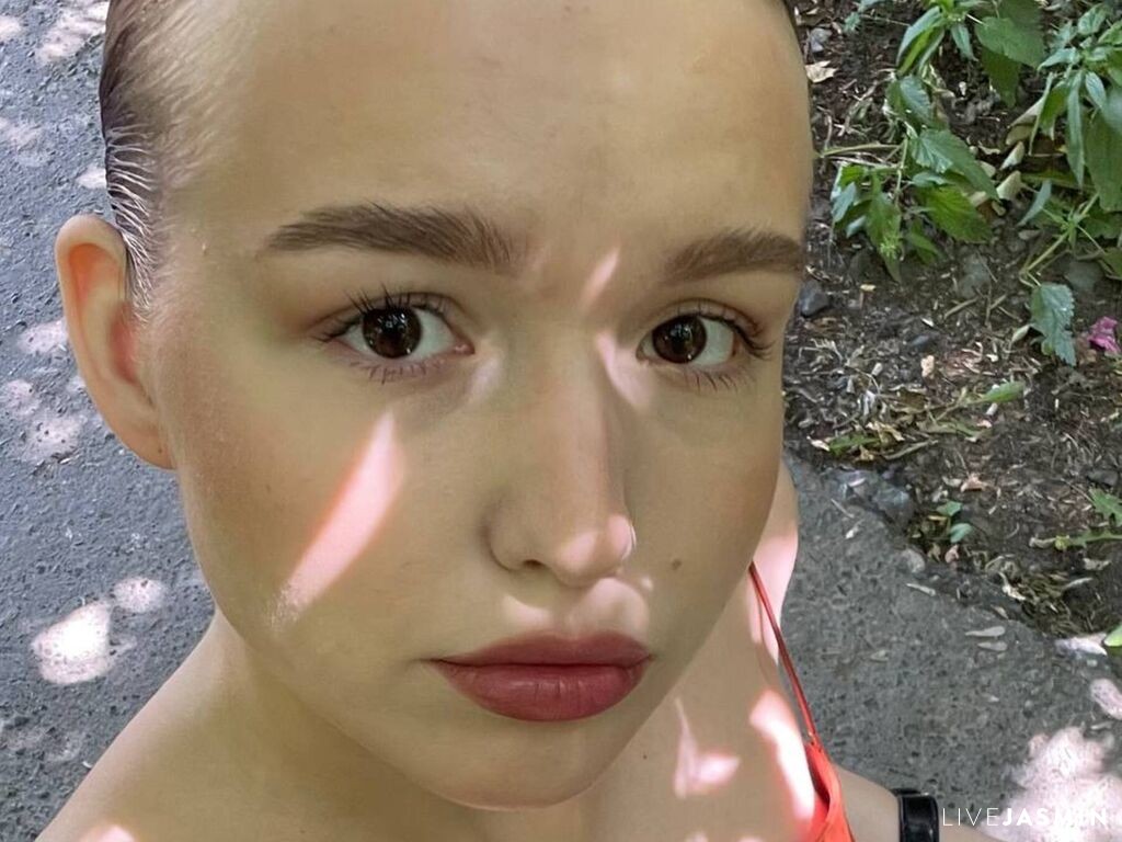 Nude sex cam model SusannahBuffalo