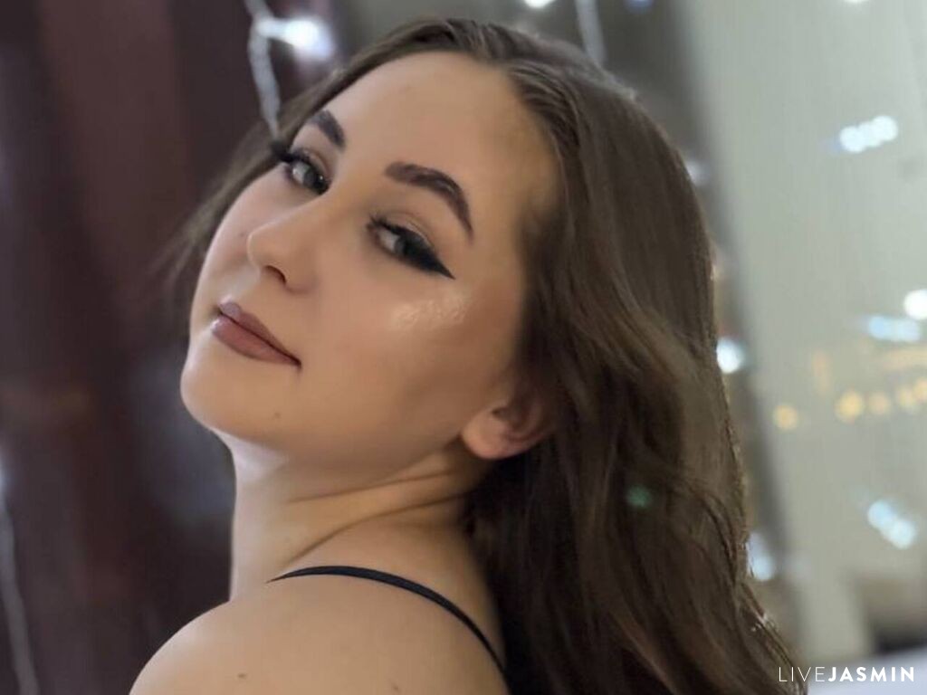 Nude sex cam model TarshaHuron