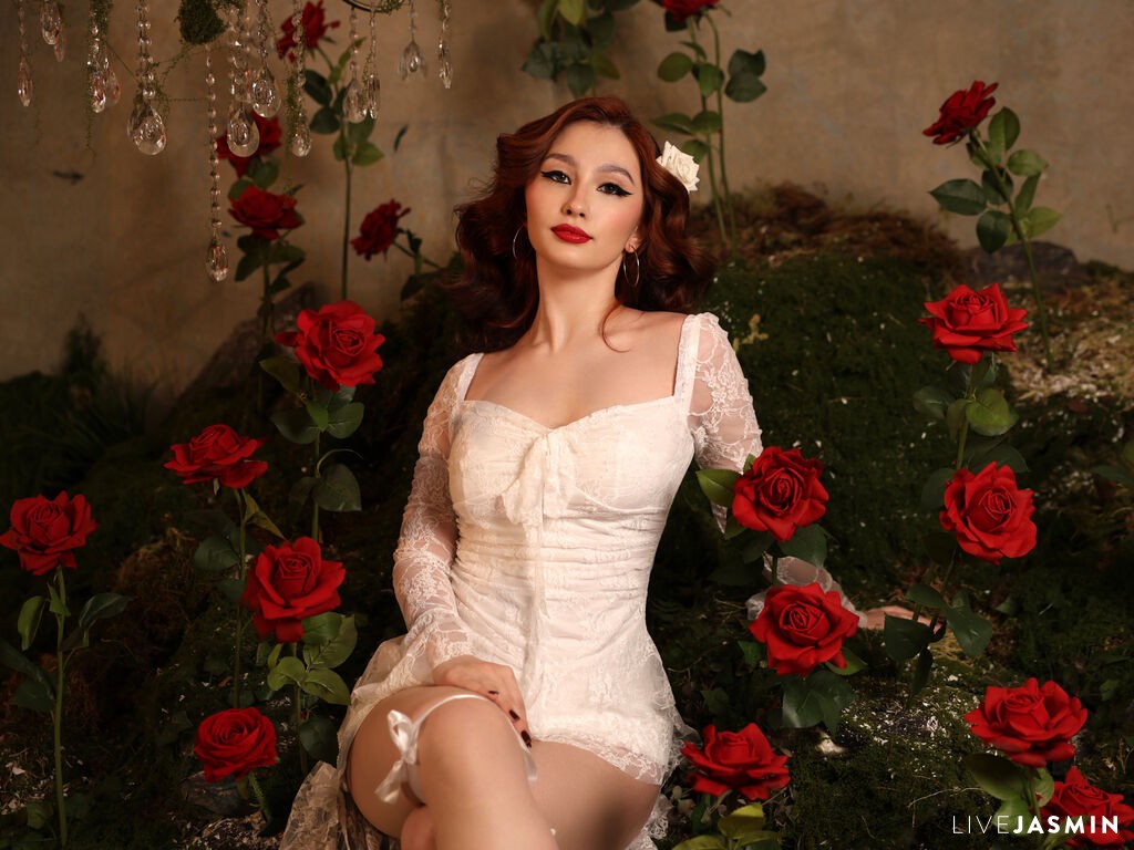 Nude webcam model TinaPhoenix - Private XXX Chat