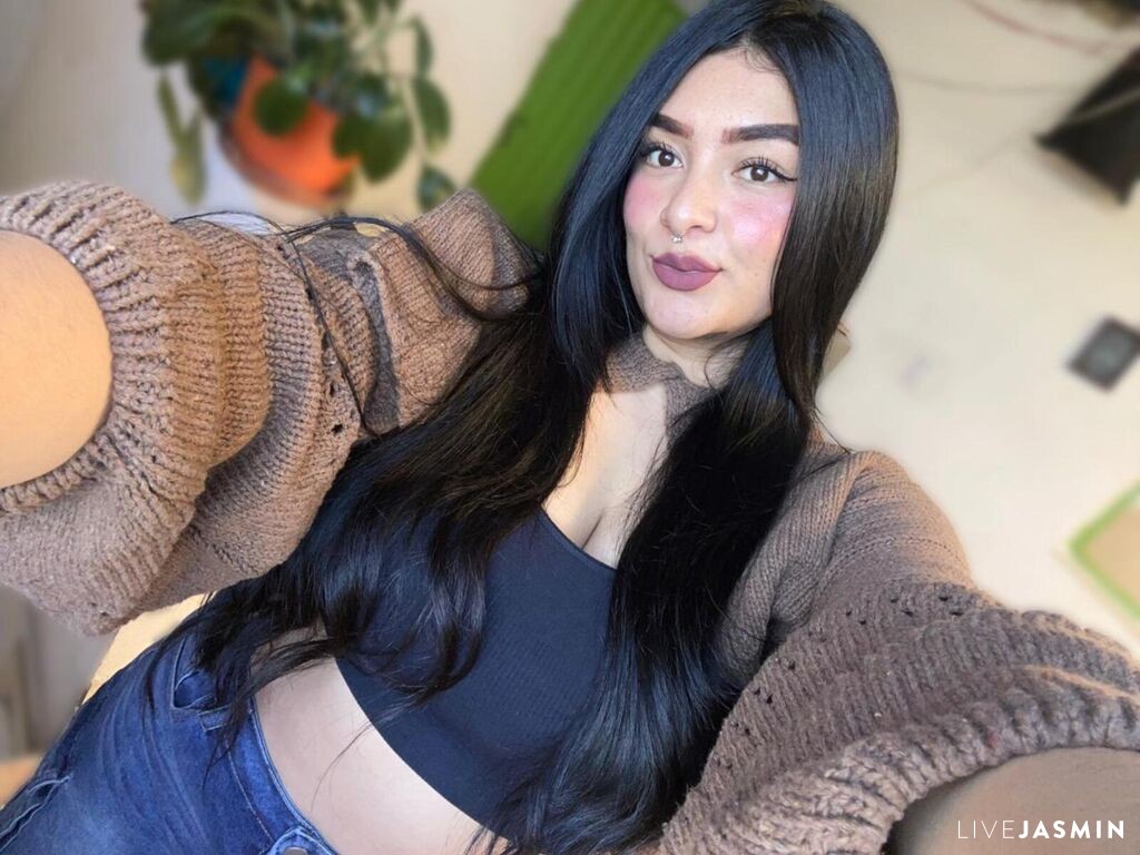 Nude sex cam model ZamaraRose